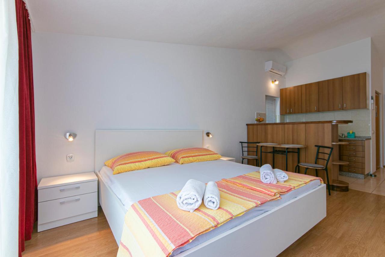 Adria Brela Apartments Zewnętrze zdjęcie