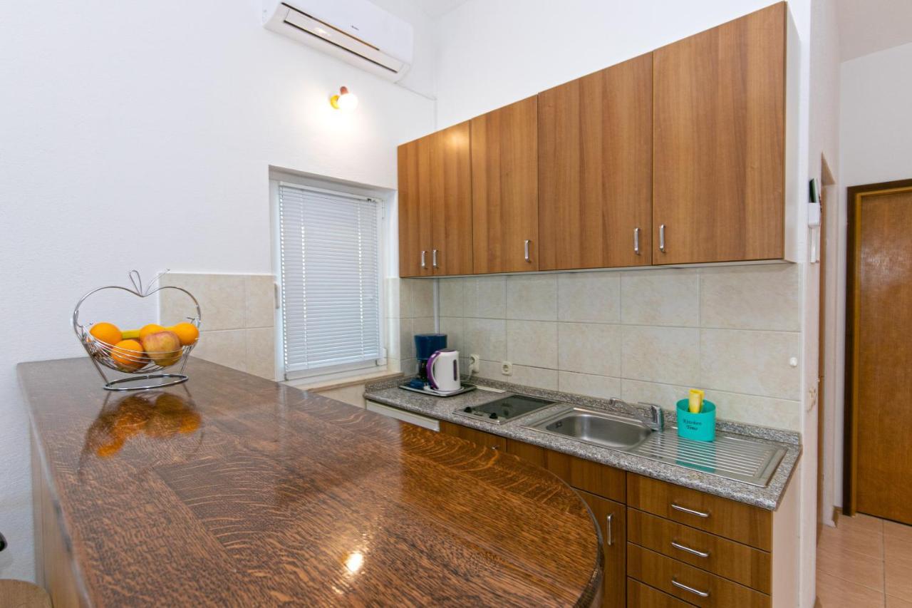 Adria Brela Apartments Zewnętrze zdjęcie