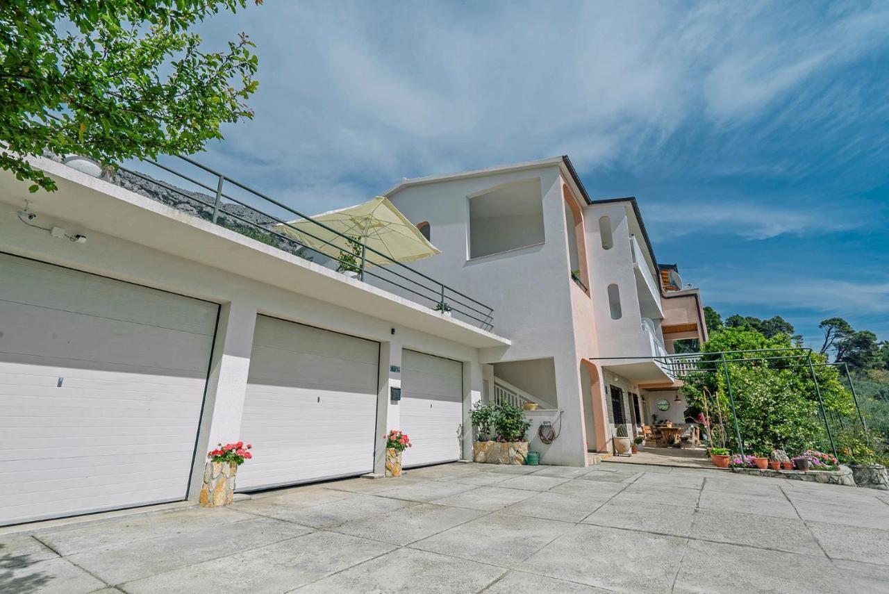 Adria Brela Apartments Zewnętrze zdjęcie